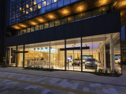 世界初のEV専用ブランドスペース「Volvo Studio Tokyo」4月8日(土)オープン